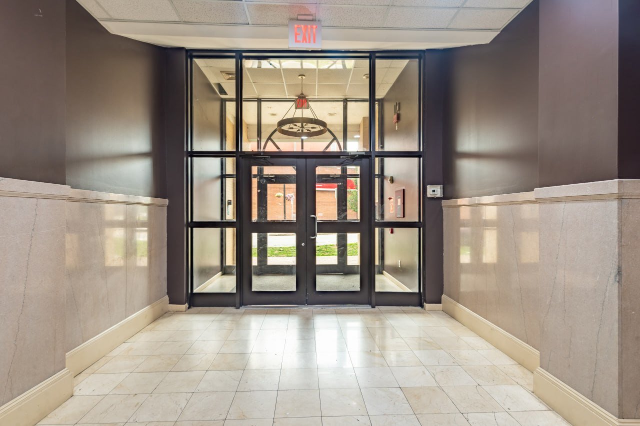 Marble-trimmed lobby looking out to the main entrance
